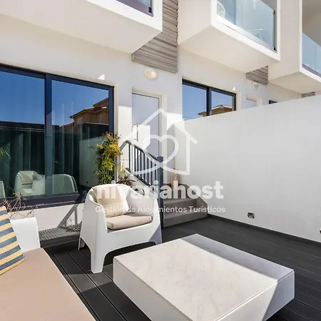 Holiday home The Oasis El Medano, By Nivariahost