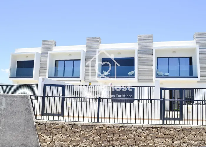 The Oasis El Medano, By Nivariahost * El Médano